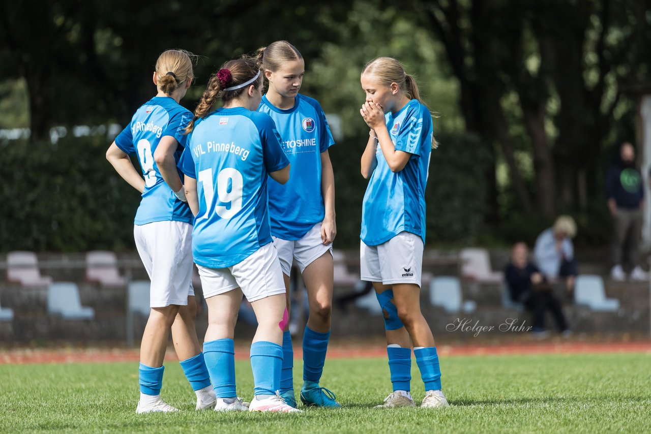 Bild 167 - wBJ VfL Pinneberg - Germania Schnelsen : Ergebnis: 15:1